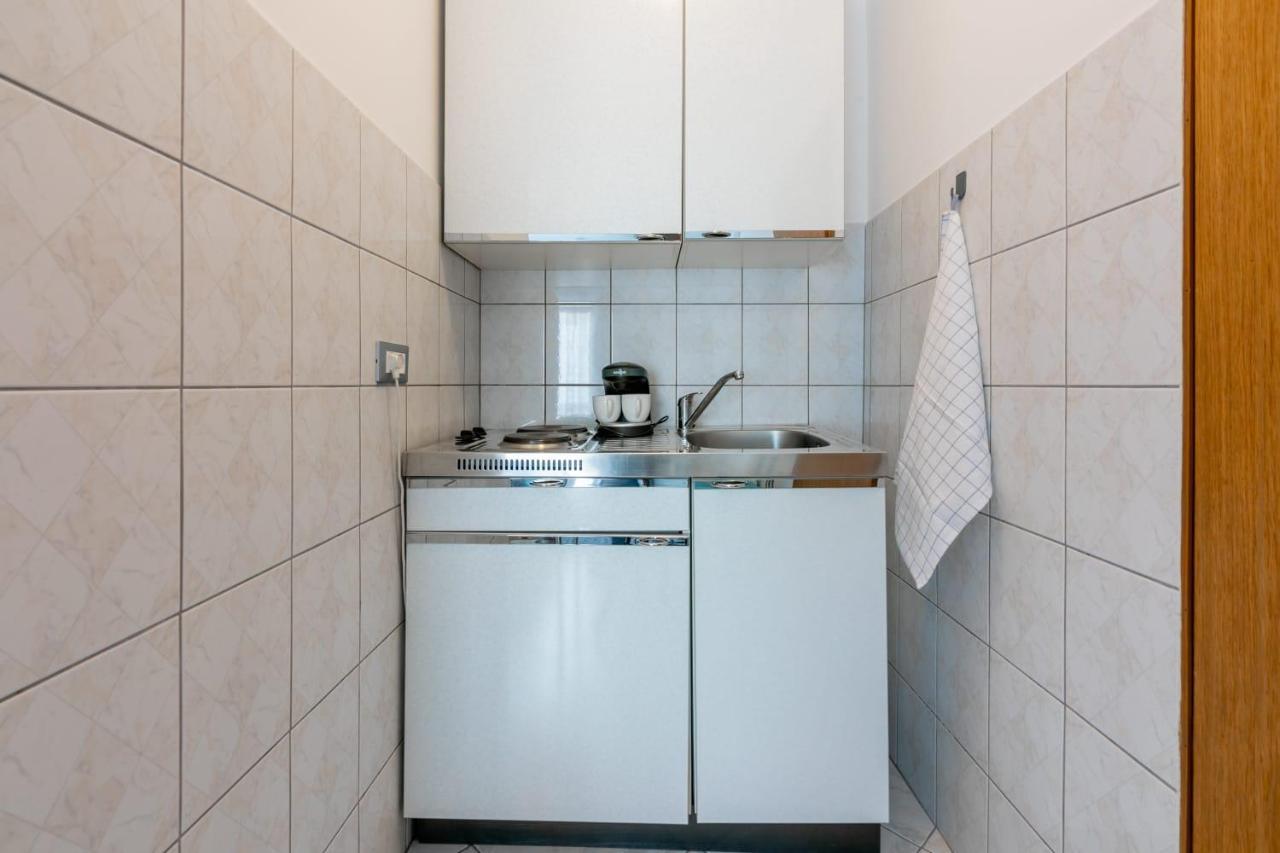 Apartmani Tena Selce Eksteriør bilde