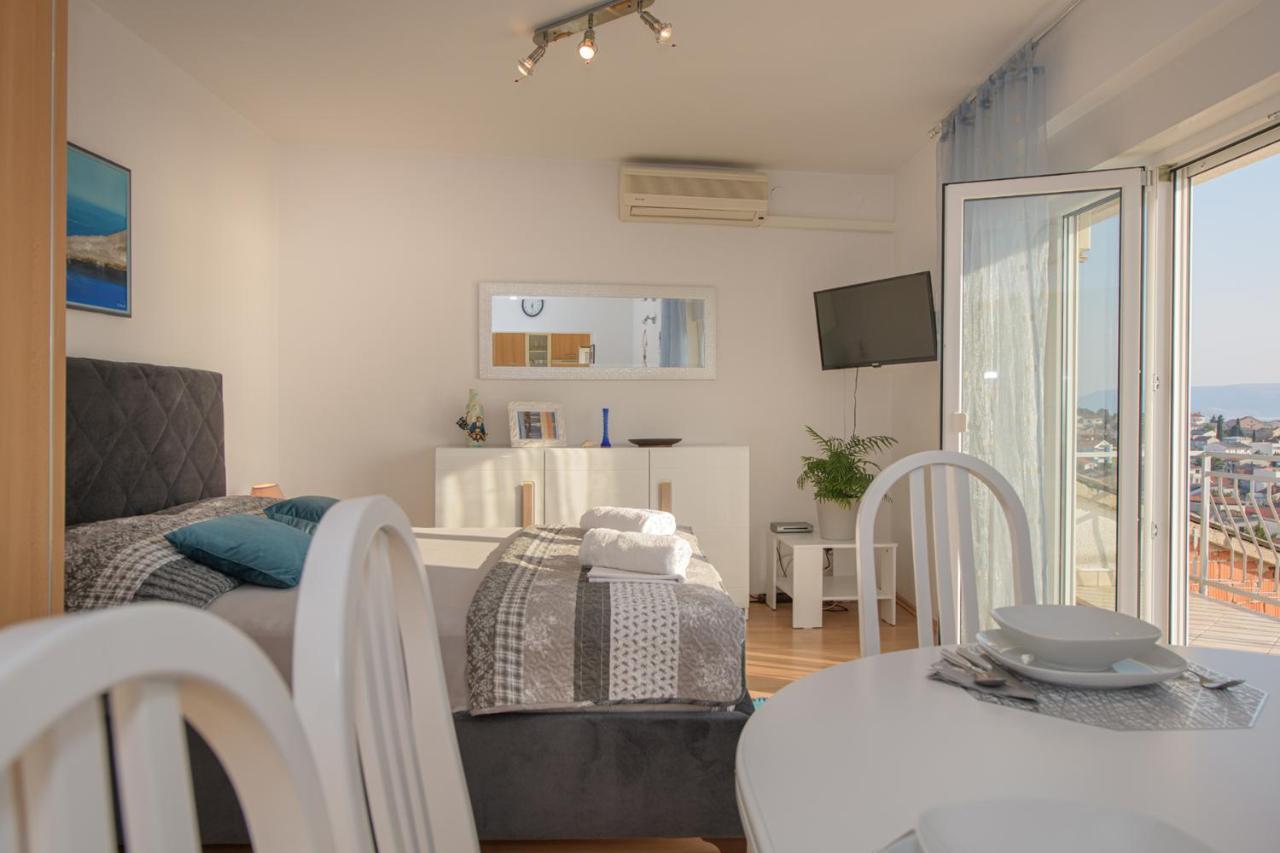 Apartmani Tena Selce Eksteriør bilde
